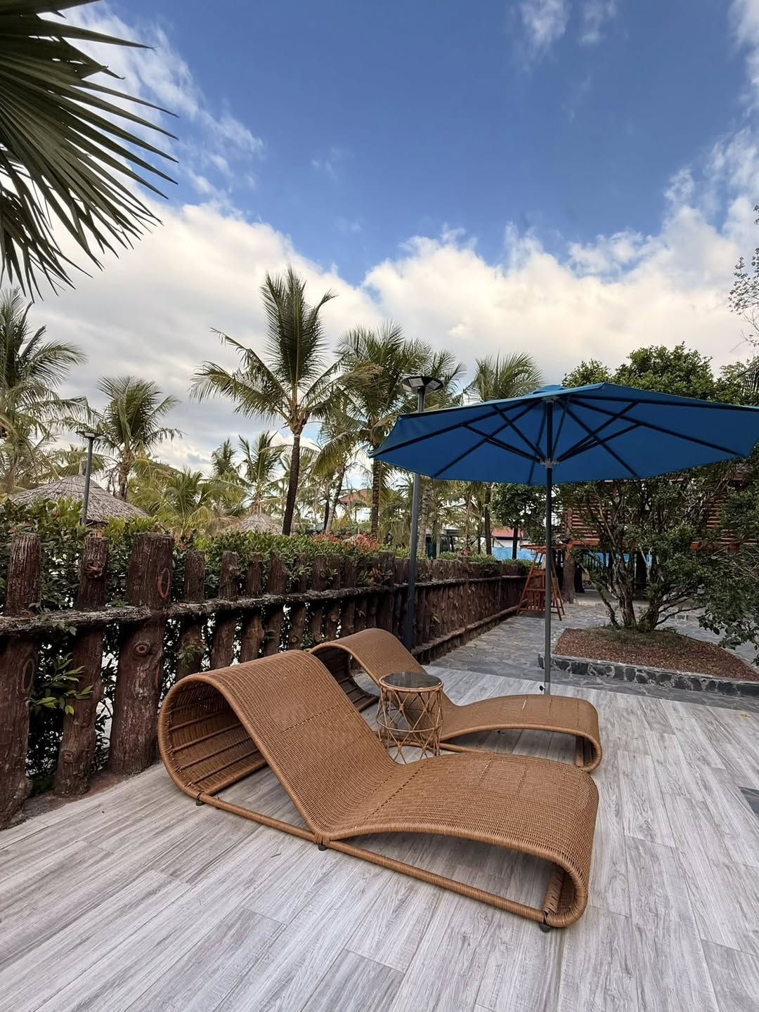 Ula Resort Glamping — không gian